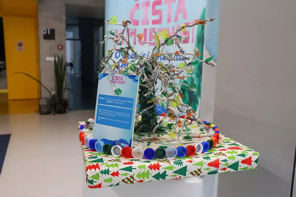 Rad "Čudesno drvo" na Nestlé projektu Čista umjetnost