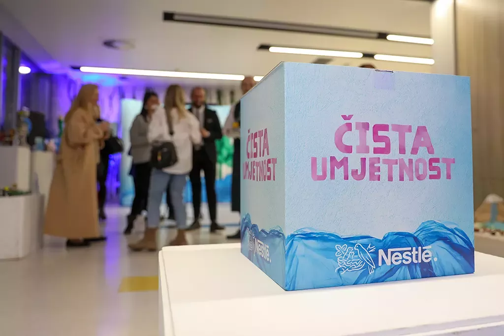 Kutija Nestlé projekta za umjetnička djela Čista umjetnost