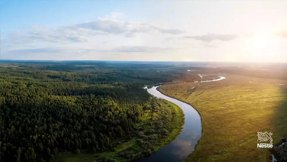 river - plasticne boce v1